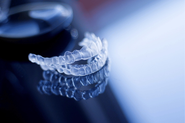 Removable clear retainers